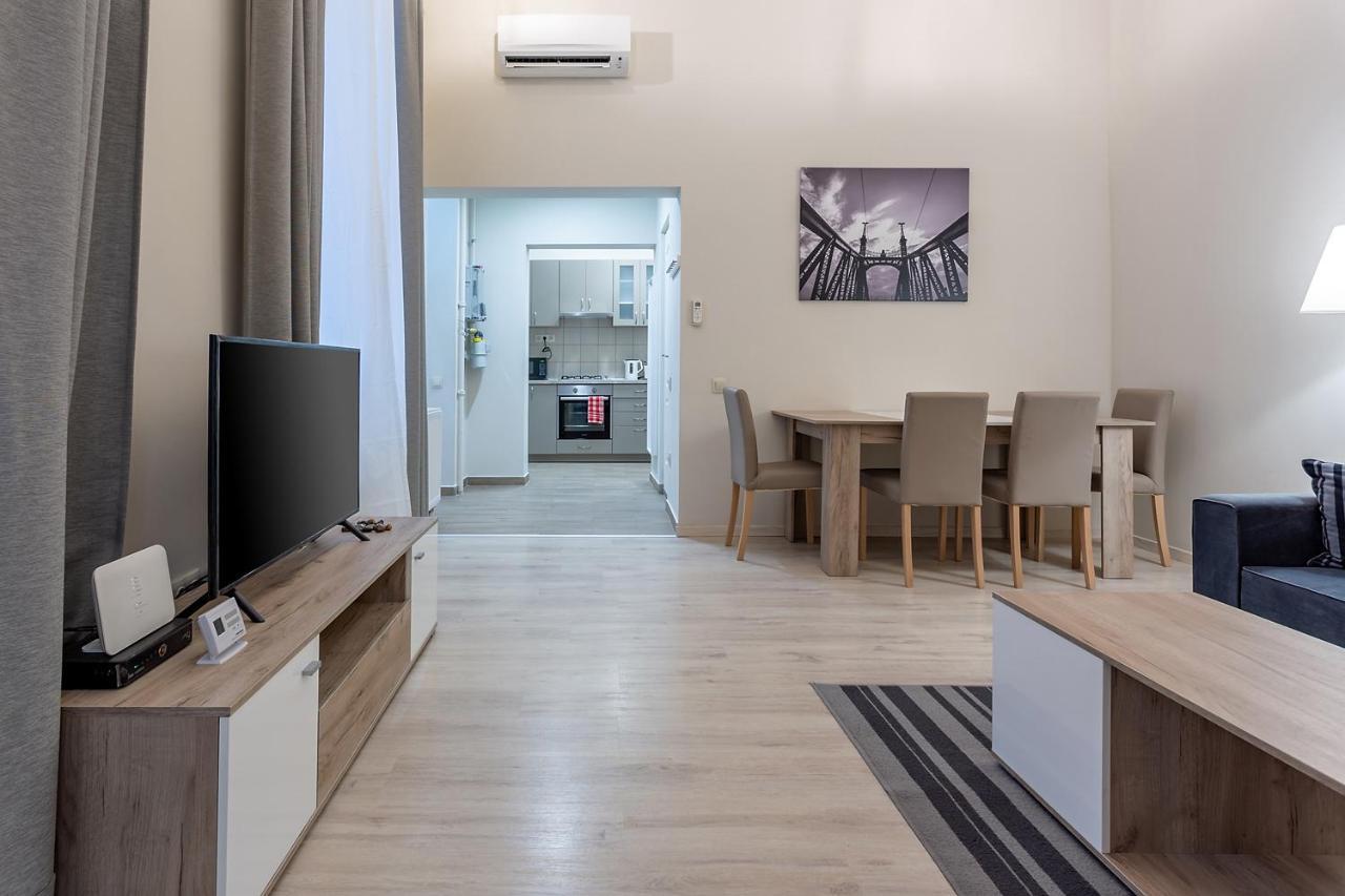 Goldcentral Apartment Akacfa Βουδαπέστη Εξωτερικό φωτογραφία