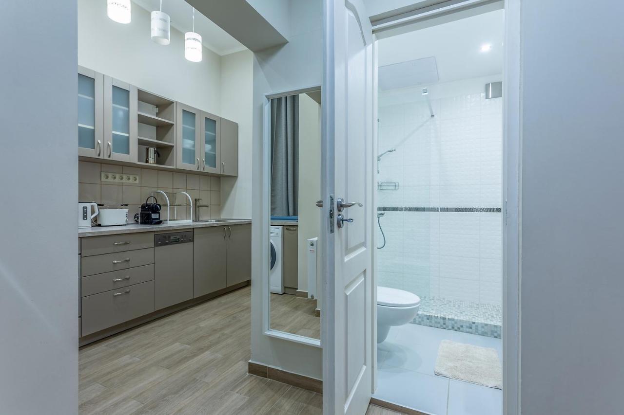 Goldcentral Apartment Akacfa Βουδαπέστη Εξωτερικό φωτογραφία