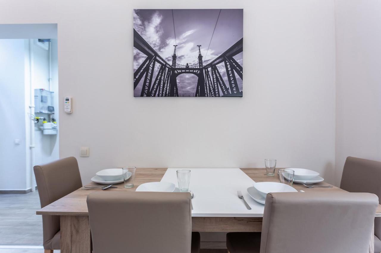 Goldcentral Apartment Akacfa Βουδαπέστη Εξωτερικό φωτογραφία
