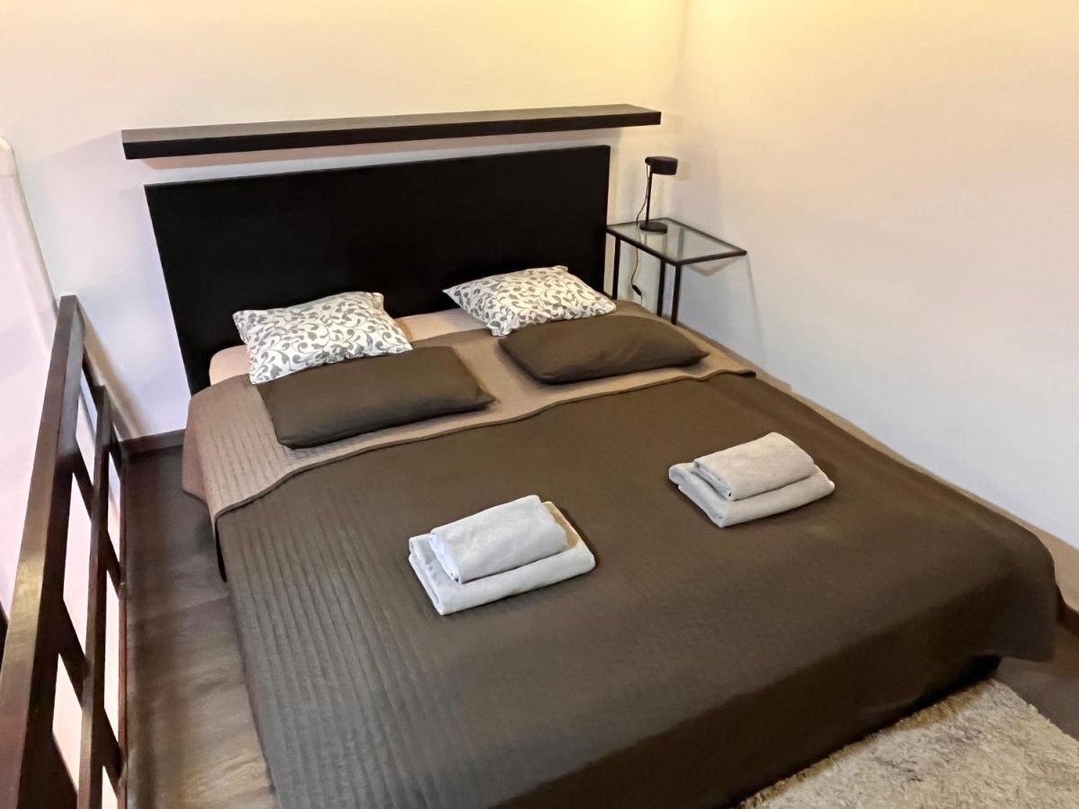 Goldcentral Apartment Akacfa Βουδαπέστη Εξωτερικό φωτογραφία